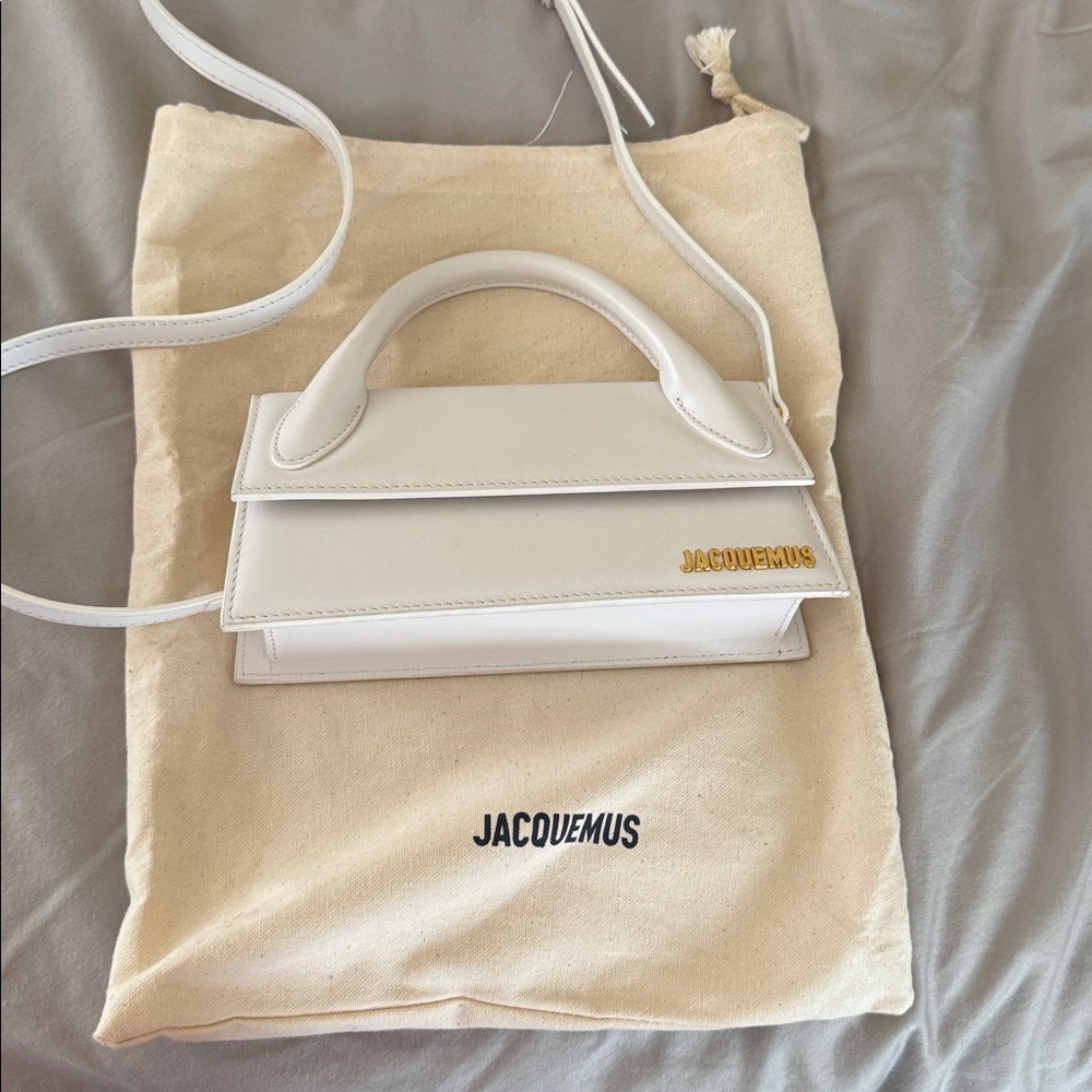 Jacquemus White Mini Bag with Gold Logo - Picture 5 of 8
